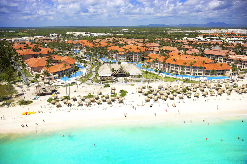 Majestic Elegance Punta Cana all-inclusive beachfront resort with tropical pools and luxury accommodations in Punta Cana.